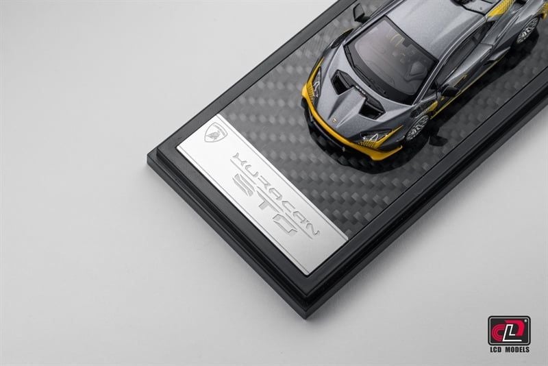  Mô hình xe Lamborghini Huracan STO-Silver/Yellow tỉ lệ 1:64 LCD Model LCD64043 