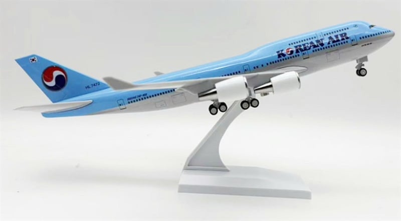  Mô hình máy bay Korean Air Boeing B747 30cm MB30024 