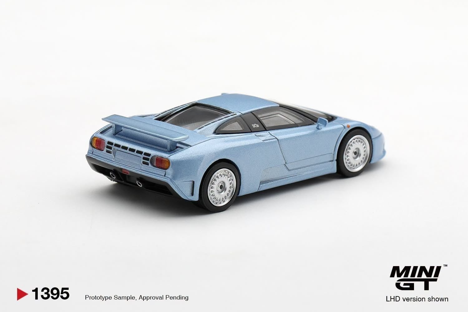  Mô hình xe Bugatti EB110 GT Azzurro Metallizzato Mondial de l'Automobile 1992 bản card tỉ lệ 1:64 MiniGT MGT01395 