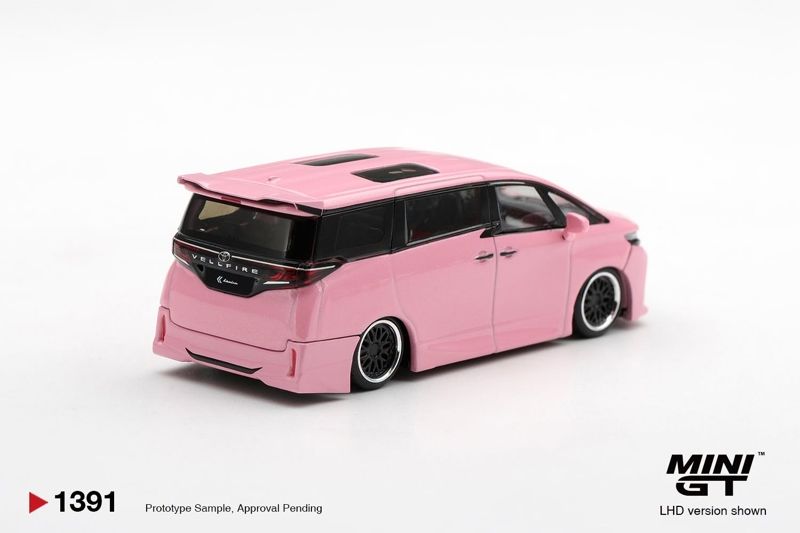  Mô hình xe Toyota Vellfire 40 KUHL Metallic Pink bản card tỉ lệ 1:64 MiniGT MGT01391 