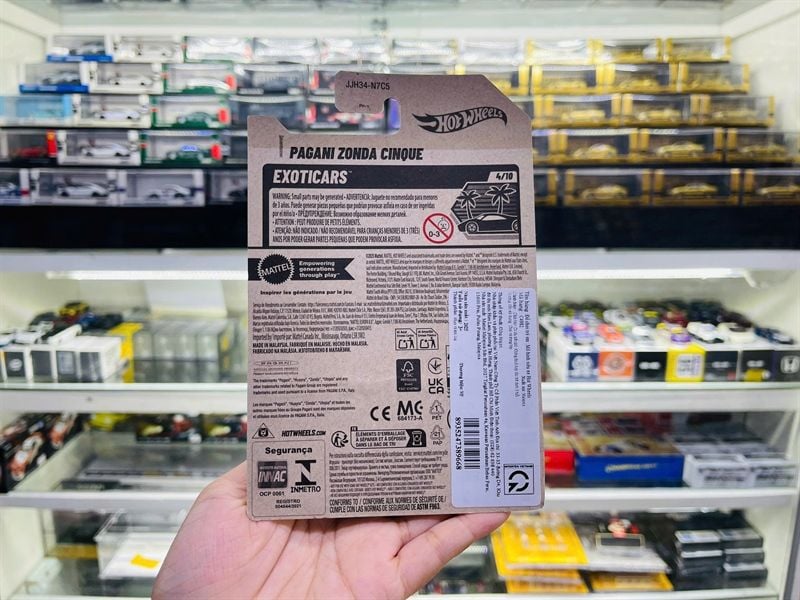  Mô hình xe Pagani Zonda Cinque Mainline - Exoticars (xe thật) Hotwheels kim loại có bản quyền chính hãng tỉ lệ 1:64 C4982-ML 