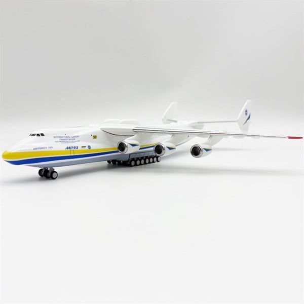  Mô hình máy bay vận chuyển Antonov AN-225 30cm MB30036 