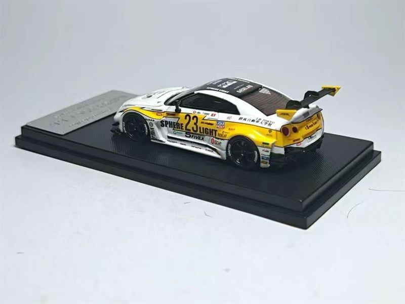  Mô hình xe ô tô Nissan GTR R35 Silhouette LB WORKS version 3.0 tỉ lê 1:64 MyModelCollect OT64600 