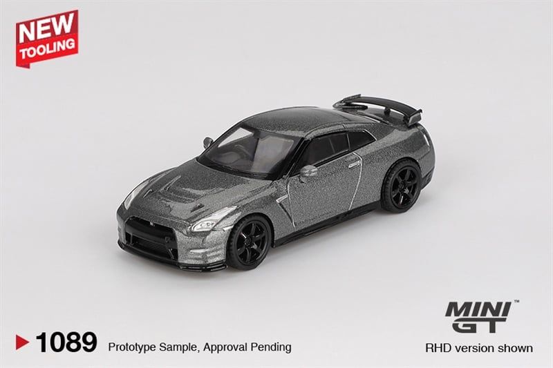  Mô hình xe Nissan GT-R 2013 Dark Metal Gray (NISMO R35 CRS Version) tỉ lệ 1:64 MiniGT MGT01089 