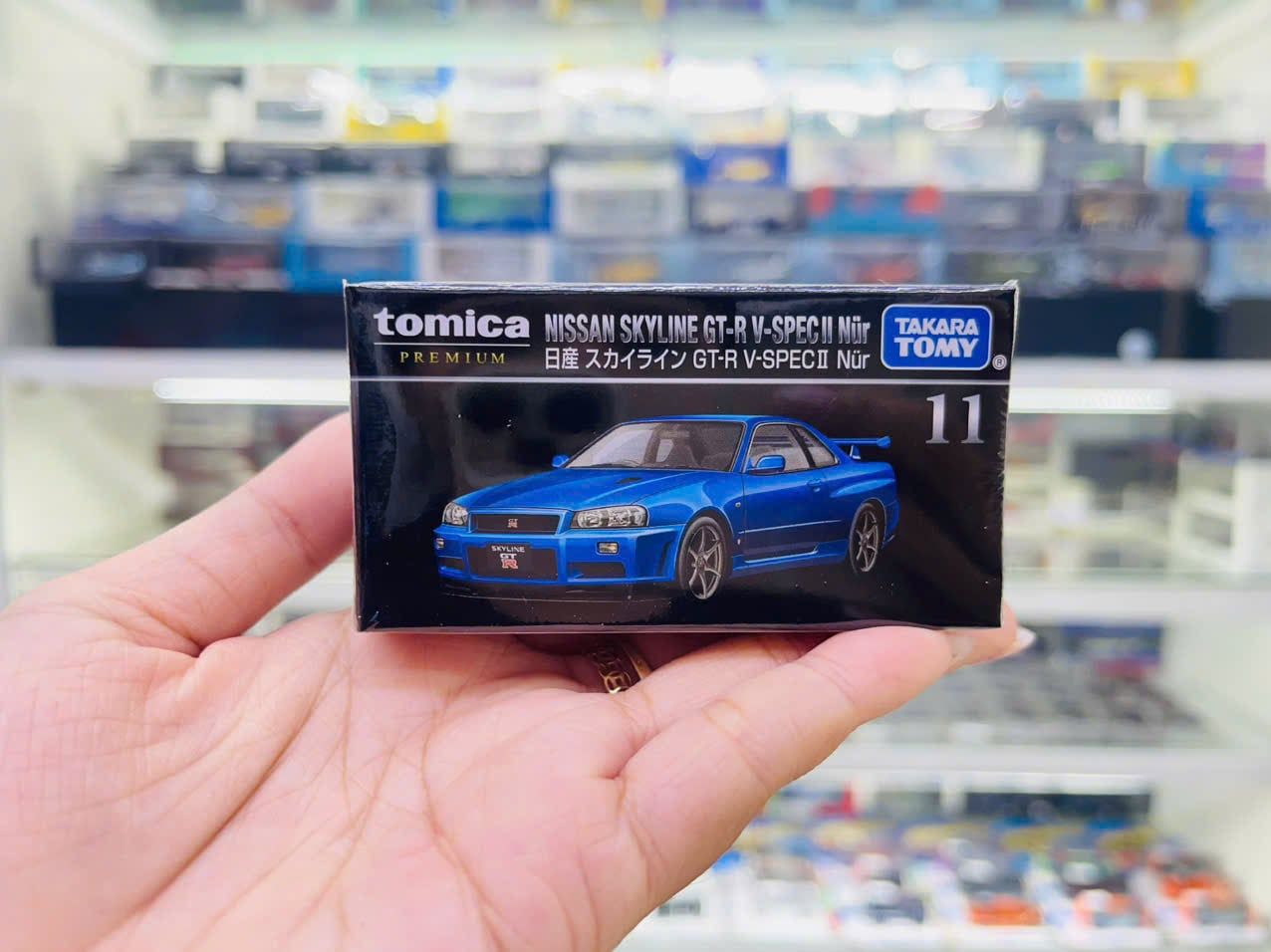  Mô hình xe Nissan Skyline GTR R34 No.11 Tỉ lệ 1:64 Tomica Premium 852728 