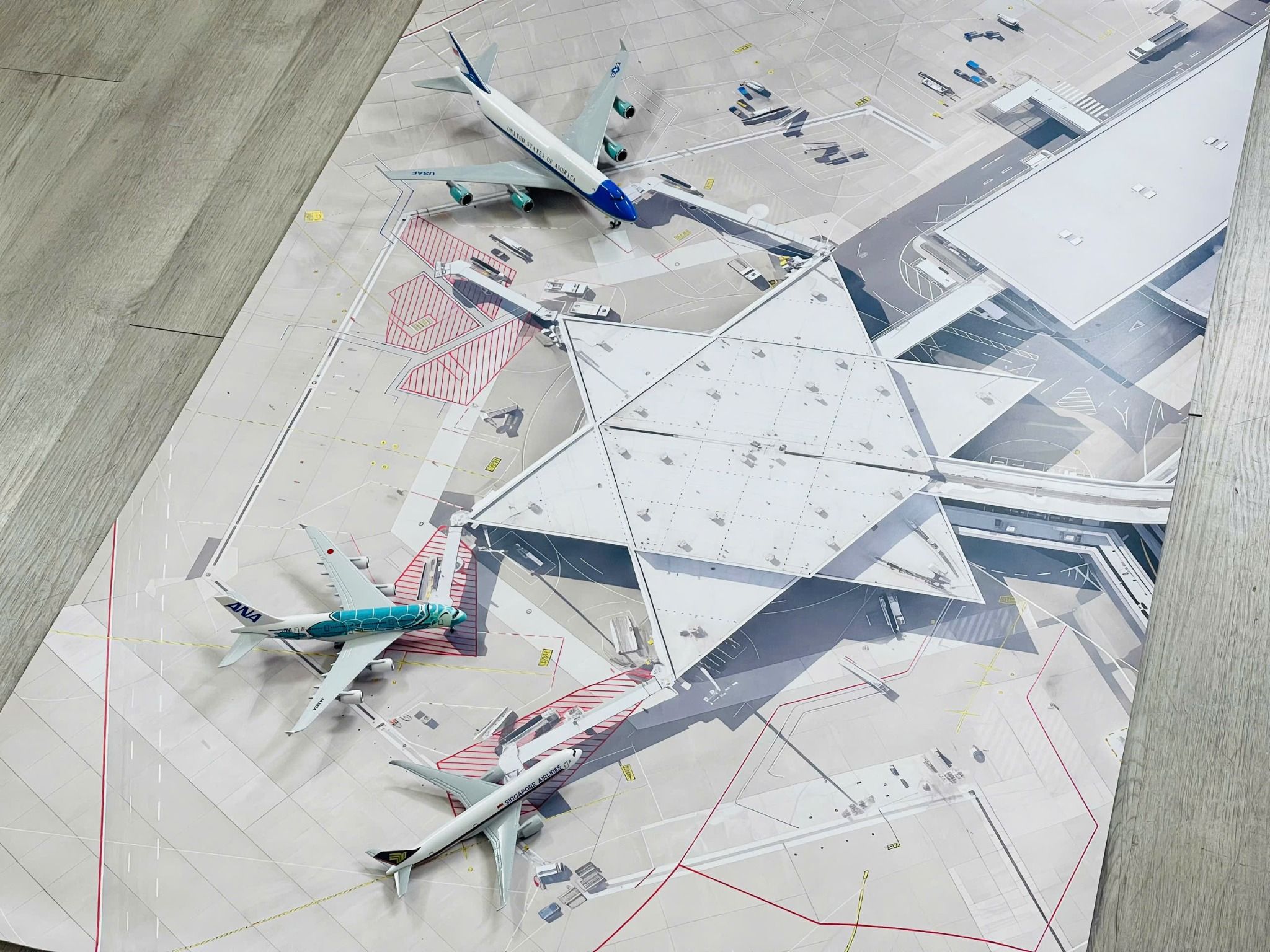  Phụ kiện trưng bày bãi đáp chất liệu in pp 80x120cm cán mờ chống nước bụi bẩn dành cho máy bay mô hình nhiều tỉ lệ DR050 