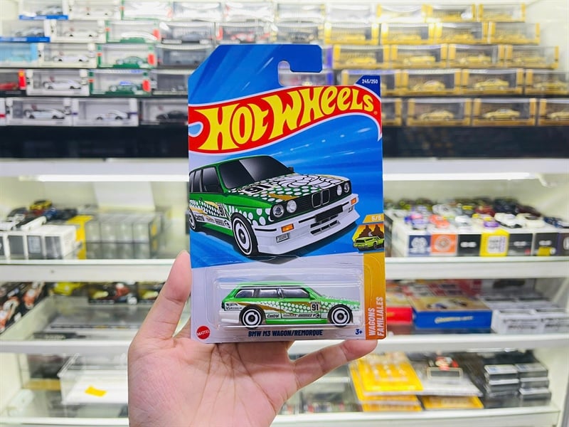  Mô hình xe BMW M3 WAGON/ REMORQUE Hotwheels kim loại có bản quyền chính hãng tỉ lệ 1:64 C4982-BMW 