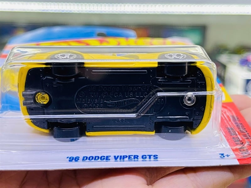  Mô hình xe Dodge Viper GTS '96 Hotwheels kim loại có bản quyền chính hãng tỉ lệ 1:64 C4982-DO 
