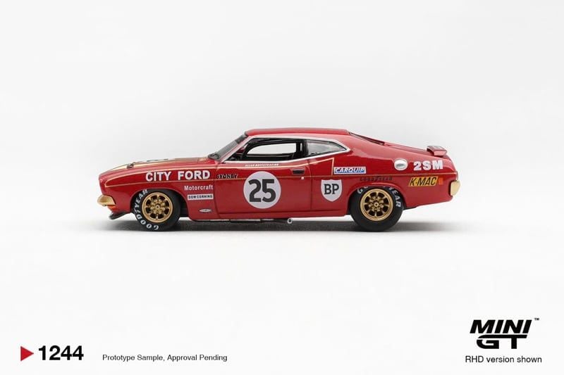  Mô hình xe Ford XB Falcon GT #33 1974 Bathurst 1000 / Australia Exclusive (NO CHASE CAR) tỉ lệ 1:64 MiniGT MGT01243-R 