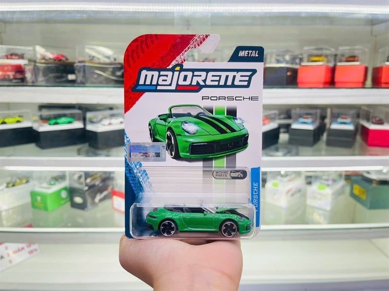  Mô hình xe Porsche 911 Carrera S roadster green premium tỉ lệ 1:64 Majorette 8502100002 