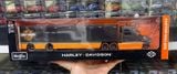  Mô hình xe container Harley Davidson black Delivery Truck - Design Custom Haulers 35x4.5x6.5cm tỉ lệ 1:64 Maisto 11516 