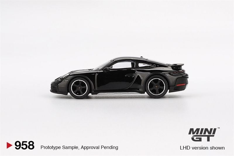  [Hàng Loose] Mô hình xe Porsche 911 Dakar Black tỉ lệ 1:64 MiniGT MGT00958 