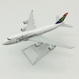  Mô hình máy bay South African Airlines (SAA) Nam Phi Boeing B747 16cm MB16222 