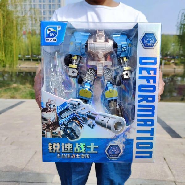 Mô hình xe biến hình Ultimate Destruction Deformation IDEAFLY HT13 