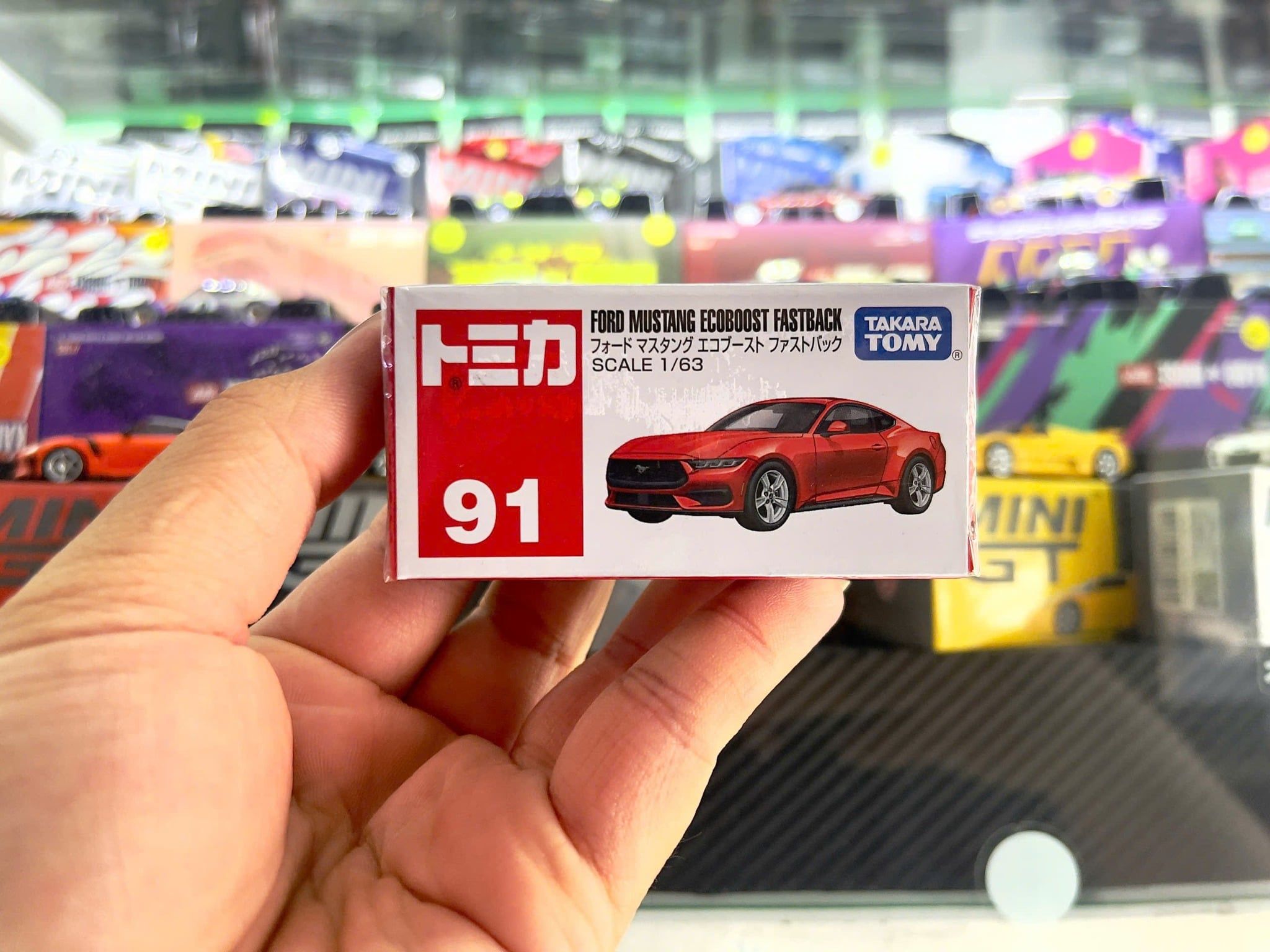  Mô hình xe Ford Mustang Ecoboost fastback orange tỉ lệ 1:63 Tomica 917366 