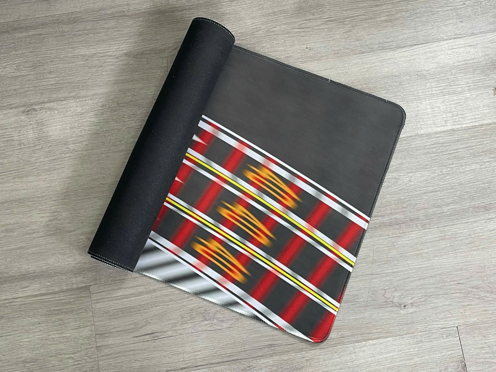  Phụ kiện thảm sa bàn chống trượt mô phỏng diorama đường cua cao tốc (hiệu ứng mờ) kích thước 90x40 cho mô hình xe 1:64 Autono1 PT023 