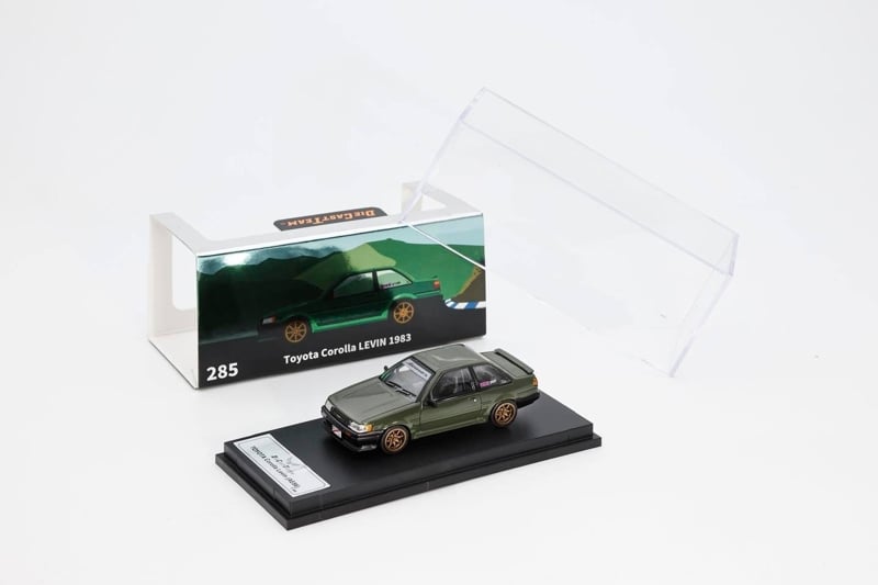  Mô hình xe Toyota Corolla LEVIN 1983 RHD GReen tỉ lệ 1:64 DCT LL-009-285 