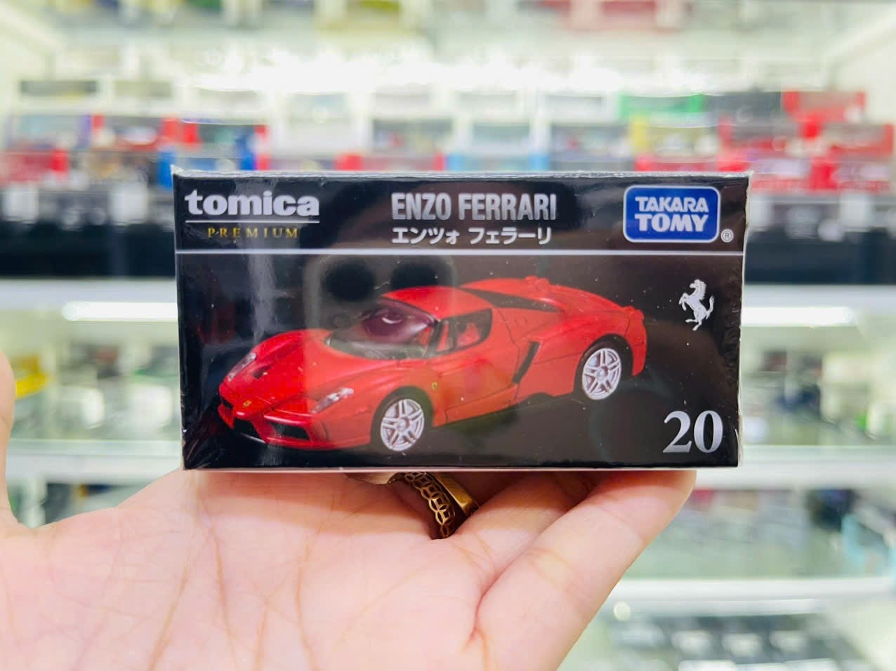  Mô hình xe Ferrari Enzo No.20 tỉ lệ 1:64 Tomica Premium 930426 