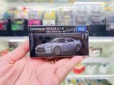  Mô hình xe No.17 Nissan GT-R 24 tỉ lệ 1:64 Tomica Premium 933915 
