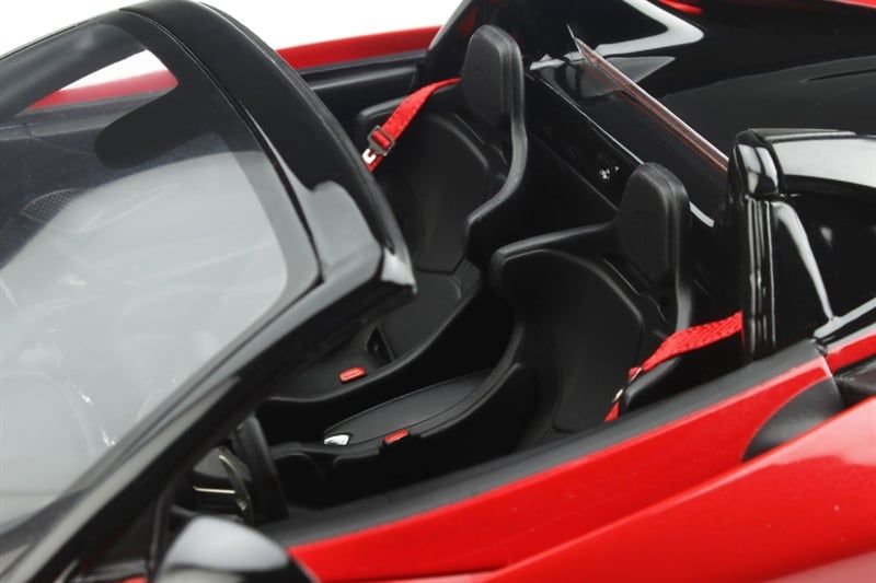  Mô hình xe McLaren 765LT Spider Vermillon Red tỉ lệ 1:18 GT Spirit GT420 