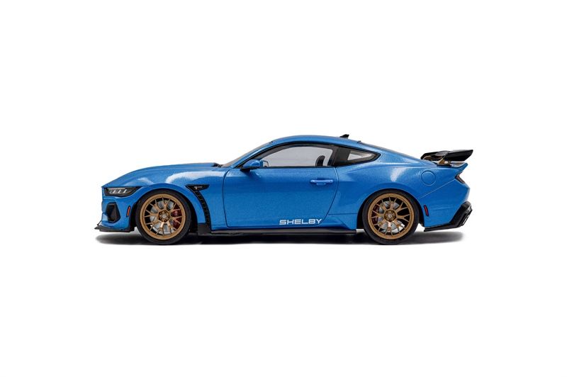  Mô hình xe Ford Shelby Mustang Super Snake 2025 Blue tỉ lệ 1:18 Solido S1813802 
