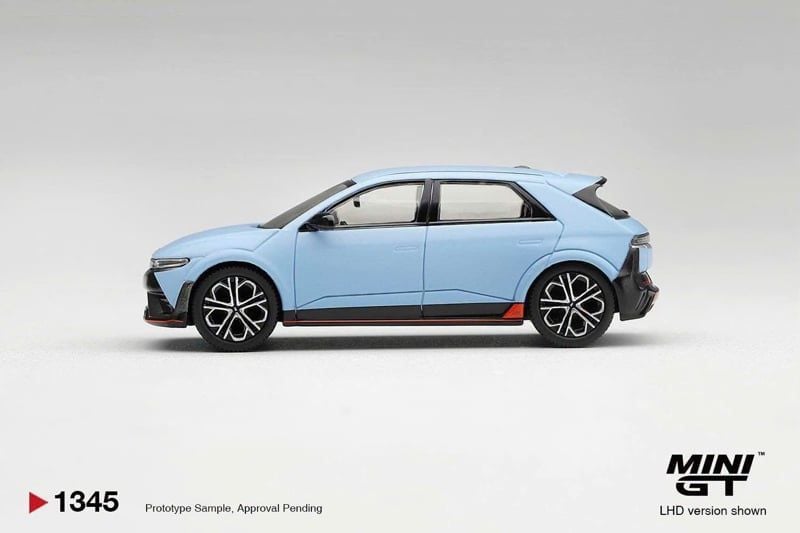  Mô hình xe Hyundai Ioniq 5 N Performance Blue Matt tỉ lệ 1:64 MiniGT MGT01345 