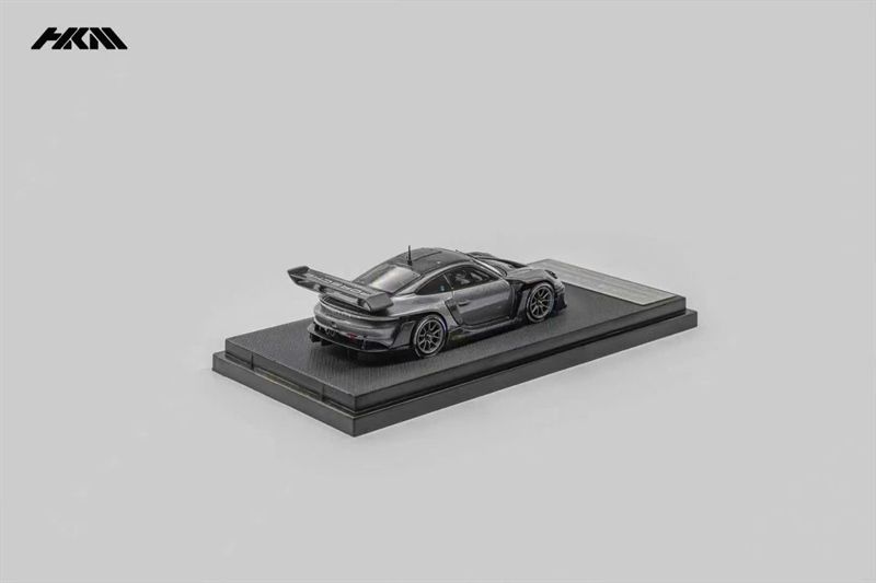  Mô hình xe Porsche 911 (992) GT3 R Rennsport with Brumos Wing tỉ lệ 1:64 HKM OT64451 