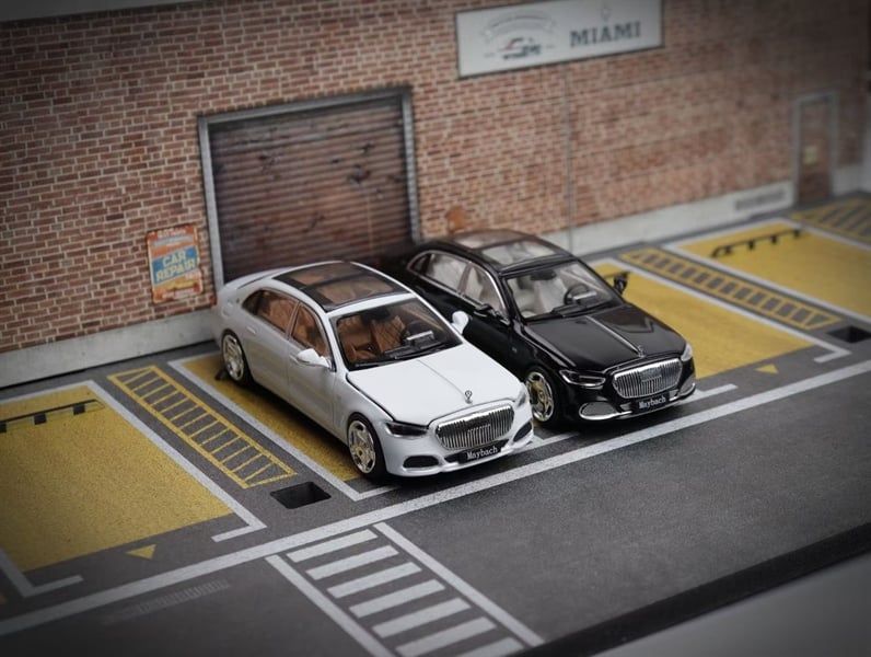  Mô hình xe Maybach S680 luxury white tỉ lệ 1:64 DEcode DE6447002 