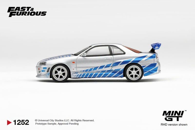  Mô hình xe Nissan Skyline GT-R C-West “2 Fast 2 Furious” Brian O’Conner bản card tỉ lệ 1:64 MiniGT MGT01252 