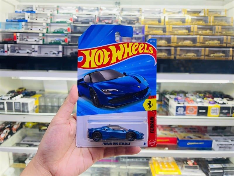  Mô hình xe Ferrari SF90 Stradale blue Hotwheels kim loại có bản quyền chính hãng tỉ lệ 1:64 C4982-FE 