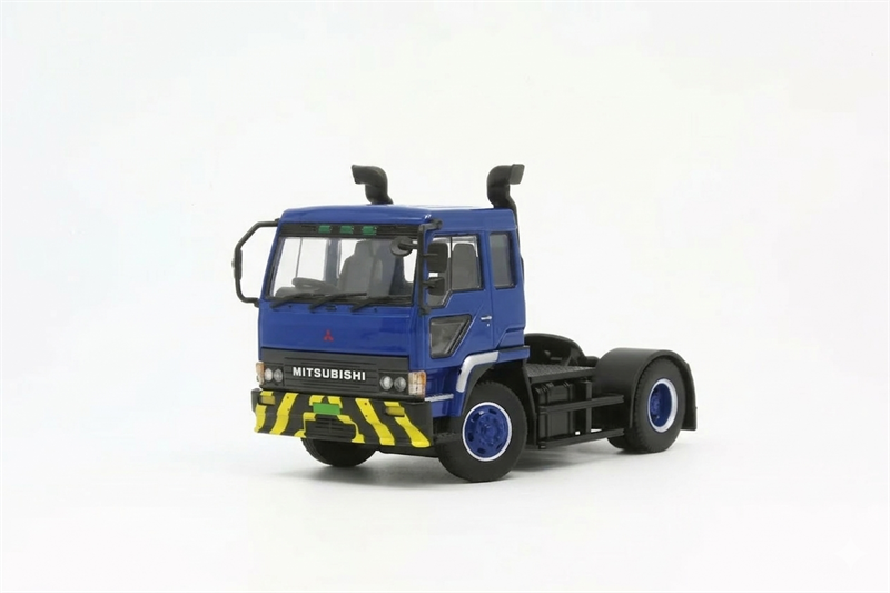  Mô hình xe đầu container Mitsubishi Fuso The Great 1986-1993s tỉ lệ 1:64 Model One x DGBT model OT64796 