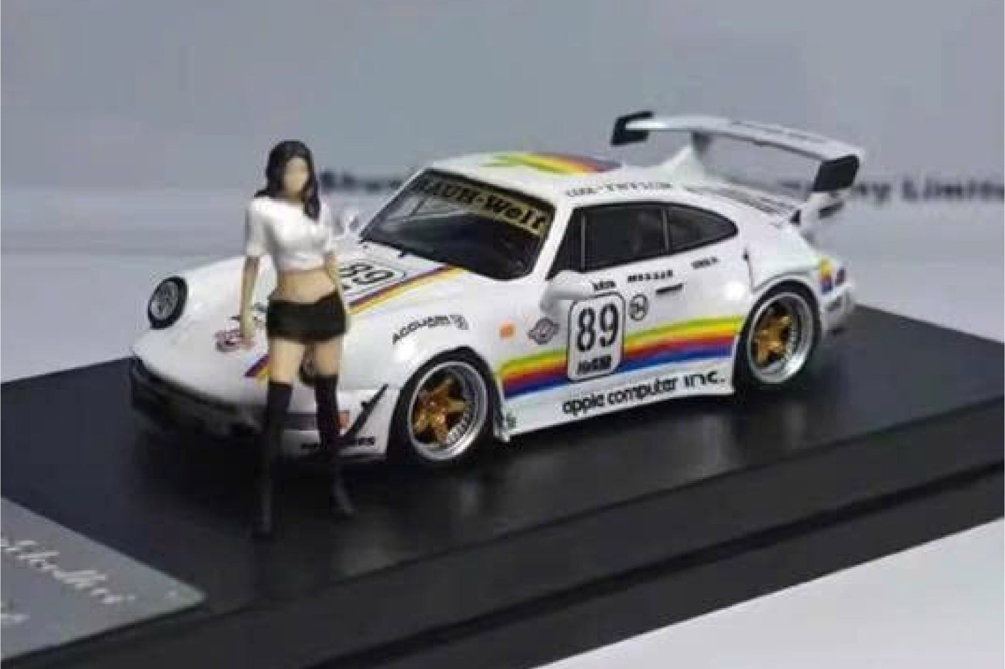  Mô hình xe Porsche RWB964 Apple tỉ lệ 1:64 Mymodelcollect MC640024A 