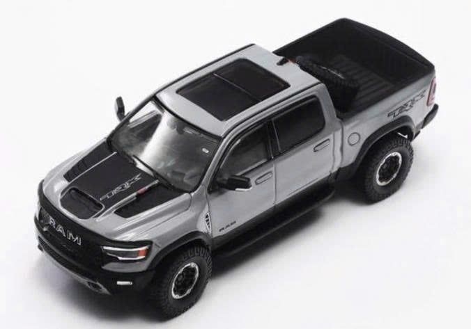  Mô hình xe Dodge RAM 1500 TRX LHD tỉ lệ 1:64 Shadow Pro OT64900 