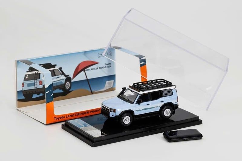  Mô hình xe Toyota Land Cruiser MK5 Prado Light Blue 250 tỉ lệ 1:64 GCD KS-075-581 