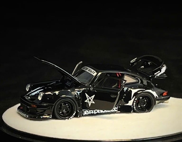 Mô hình xe Porsche RWB930 Baphomet Demon tỉ lệ 1:64 PGM PGM-640210 