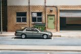 Mô hình xe Lexus LS400 (UCF10) Flint Grey tỉ lệ 1:64 Tarmac Works T64G-082-GY 