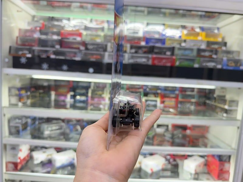  Mô hình xe Tesla Cyperquad black Hotwheels kim loại có bản quyền chính hãng tỉ lệ 1:64 C4982-TE 