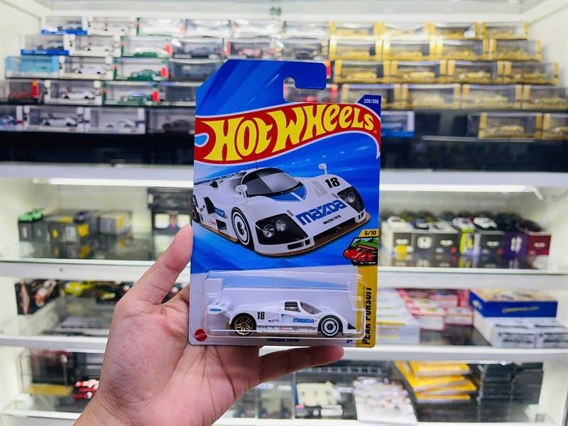  Mô hình xe Mazda 787B Hotwheels kim loại có bản quyền chính hãng tỉ lệ 1:64 C4982-MA 