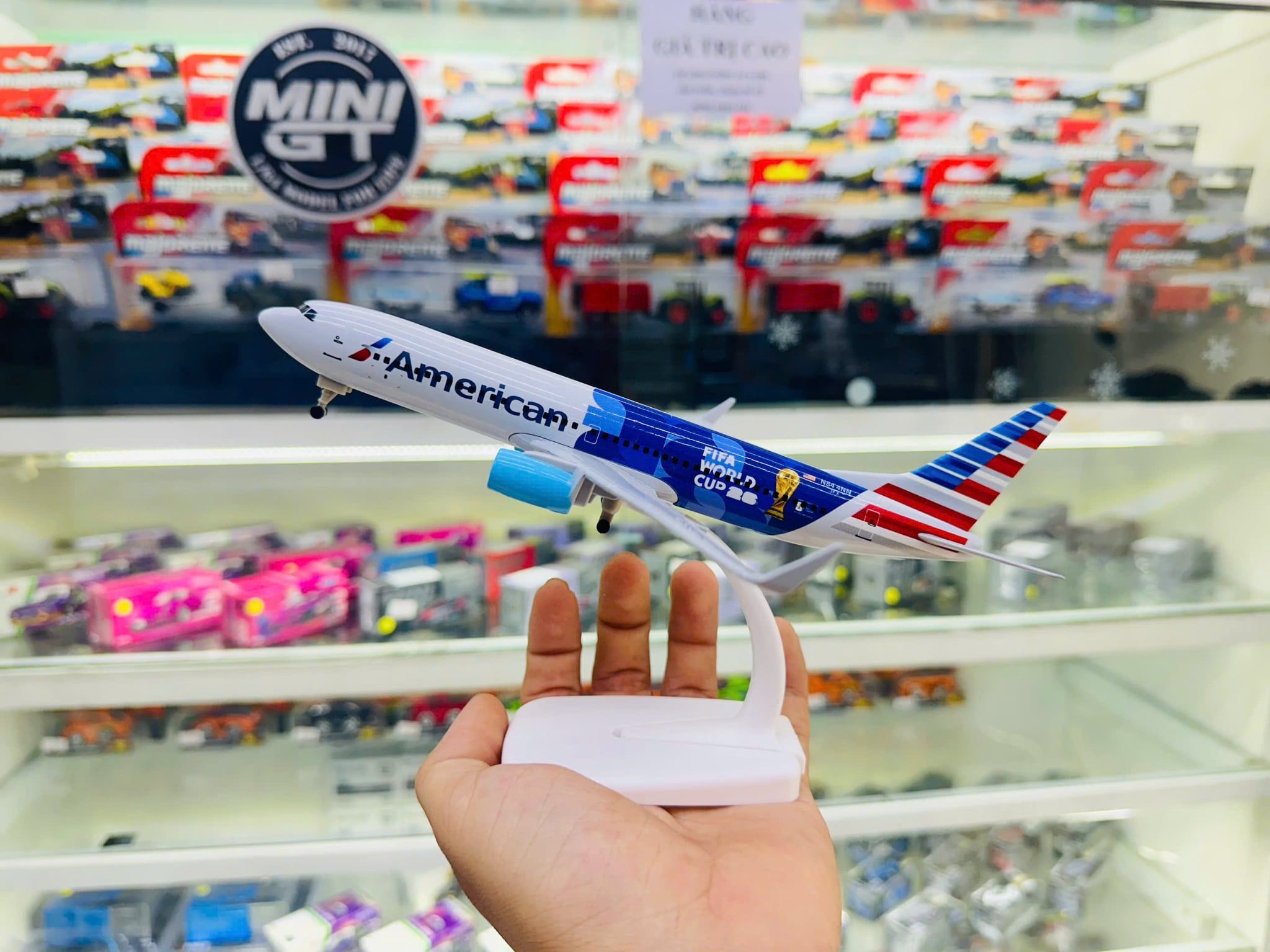  Mô hình máy bay USMCA World Cup dòng B737 20cm có bánh xe MB20166 