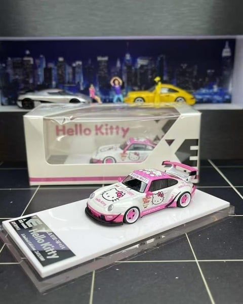  Mô hình xe Porsche RWB 993 Hello kitty Livery ver 2 tỉ lệ 1:64 XKE Model OT64571 