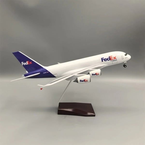  Mô hình máy bay vận chuyển Fedex Airbus A380 có bánh xe kích thước 47cm no led MB47102 