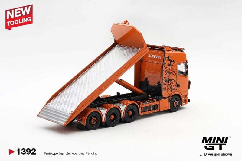  Mô hình xe Scania 770S B8x4NA Hooklift Flatbed Orange tỉ lệ 1:64 MiniGT MGT01392 