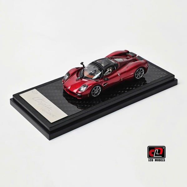  Mô hình xe Pagani Utopia Roadster Red Carbon Diecast Model tỉ lệ LCD LCD64047-CR 