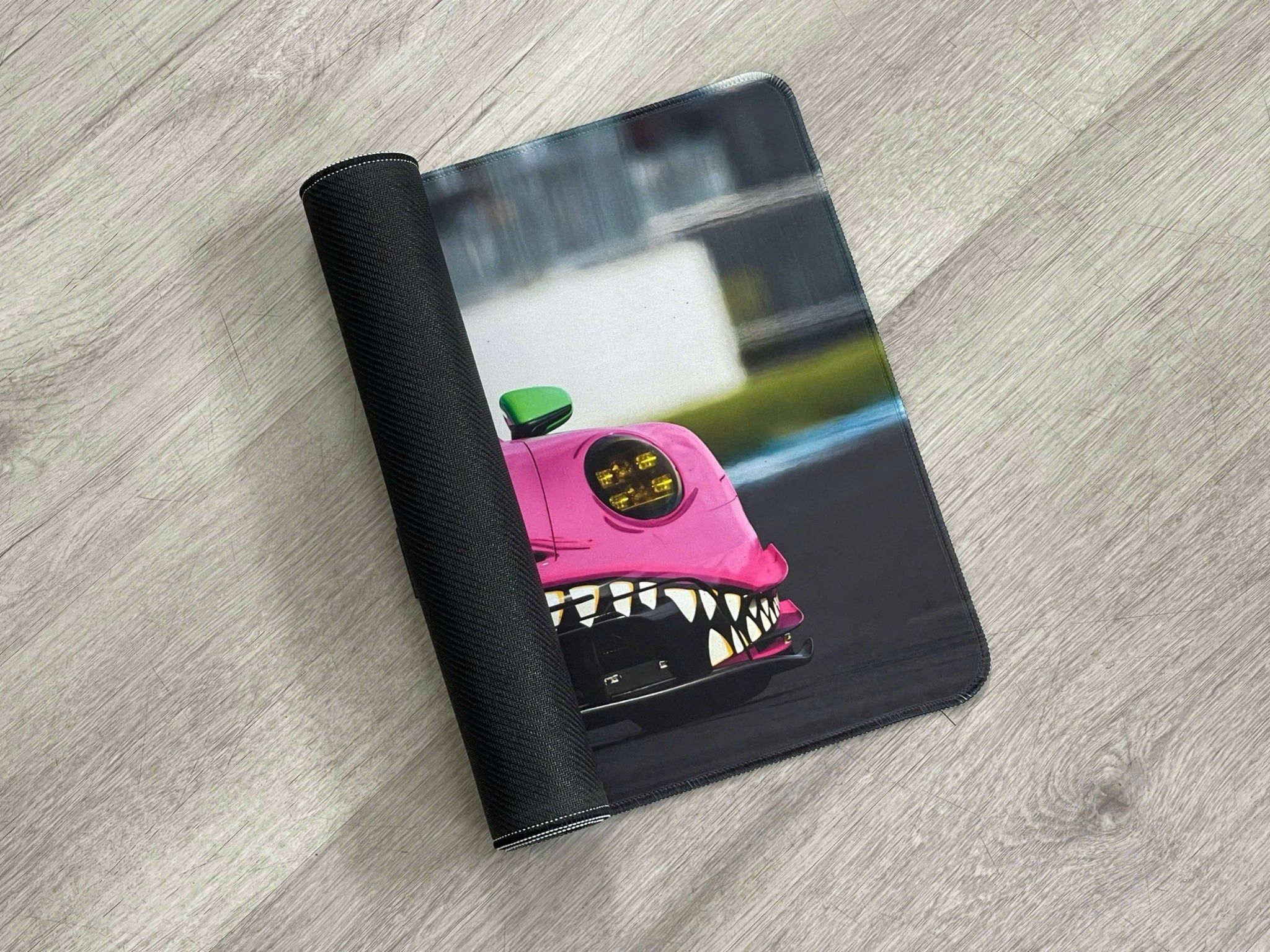  Phụ kiện Thảm lót chống trượt chủ đề siêu xe Porsche kích thước 30x60cm Autono1 PT125A 