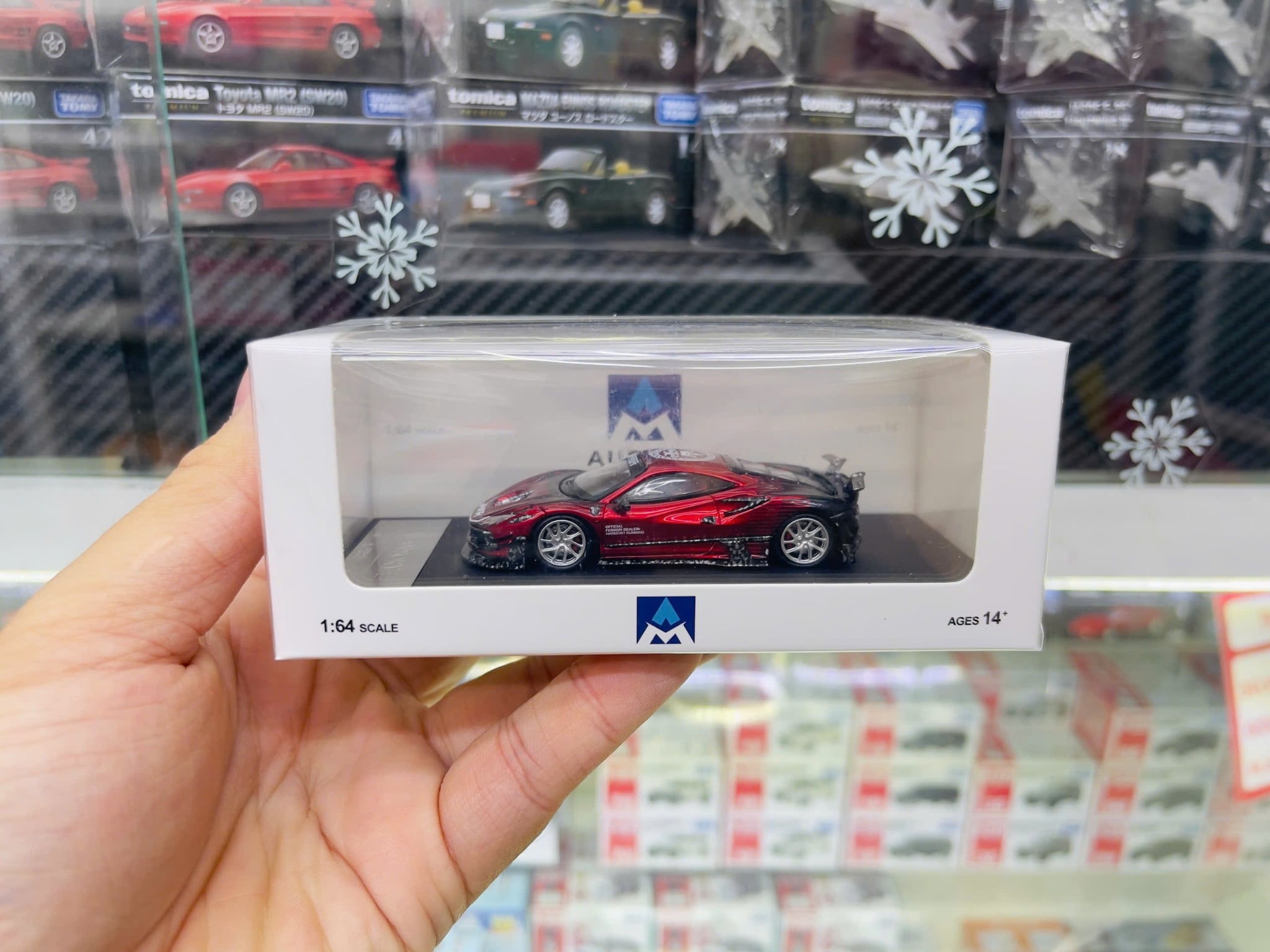  Mô hình xe Ferrari F8 Tributo Mansory F8XX Har&absolute racing Livery carbon tỉ lệ 1:64 Aurora Model OT64492 