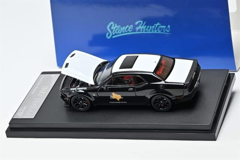  Mô hình xe Dodge Challenger SRT Hellcat A-TEXAS State Trooper tỉ lệ 1:64 Stance Hunter OT64781 