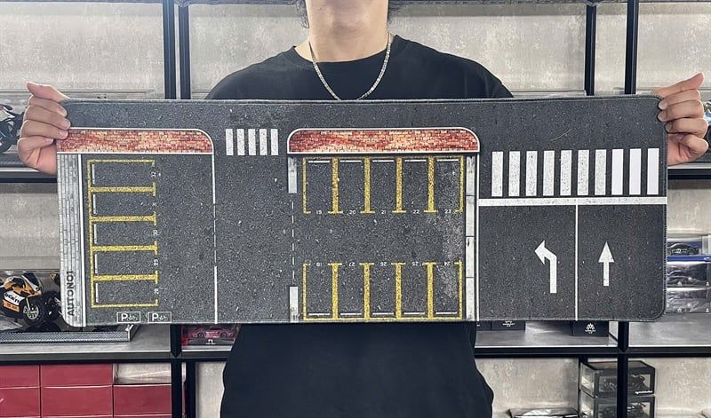  Phụ kiện thảm sa bàn chống trượt mô phỏng diorama bãi đỗ xe/ Parking lot kích thước 80x30cm cho mô hình xe 1:64 Autono1 PT003 