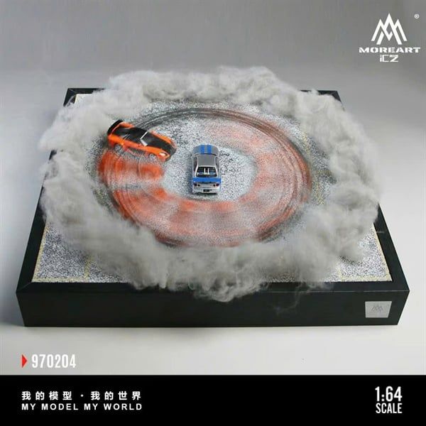  Hộp trưng bày mô phỏng diorama sân drift Car Drift Turntable Scene Mode 30cm × 30cm × 0,5cm tỉ lệ 1:64 MoreArt MO970204 