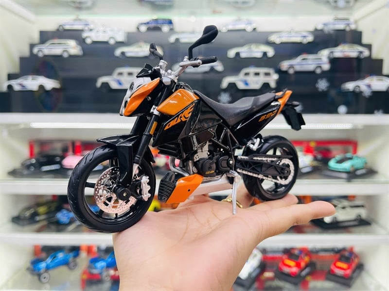  Mô hình xe mô tô KTM 690 Duke tỉ lệ 1:12 Maisto MT12021 
