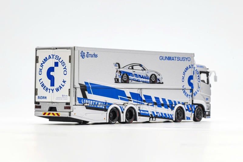  LB-TRUCKS Mitsubishi Fuso Super Great SILVER TAS version tỉ lệ 1:64 GCD 